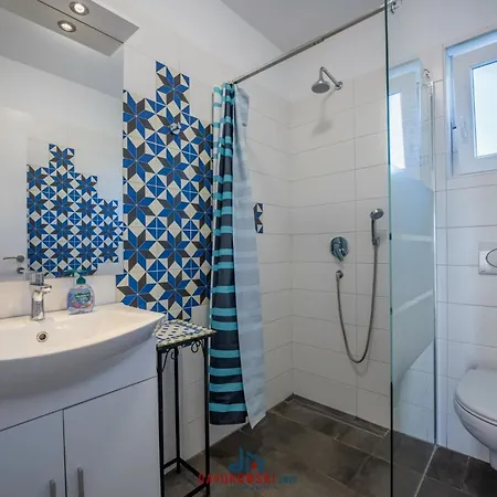 Villa Rozeta Comfortable Marcana